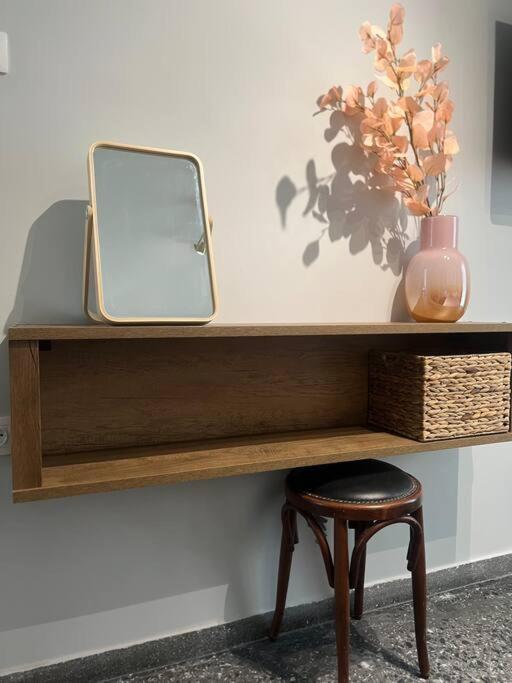 Stylish And Central Apt Near Acropolis - Avdi Square アテネ エクステリア 写真