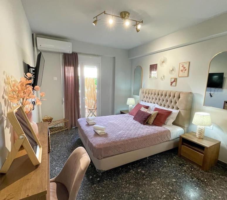 Stylish And Central Apt Near Acropolis - Avdi Square アテネ エクステリア 写真